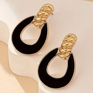 Black Enamel Teardrop Textured Gold Toned Stud Earrings